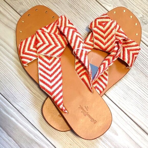 (24-1748) 🔥3/$20🔥 Louise Red Print Knotted Sandals Universal Thread Sz 8.5 - Picture 7 of 10